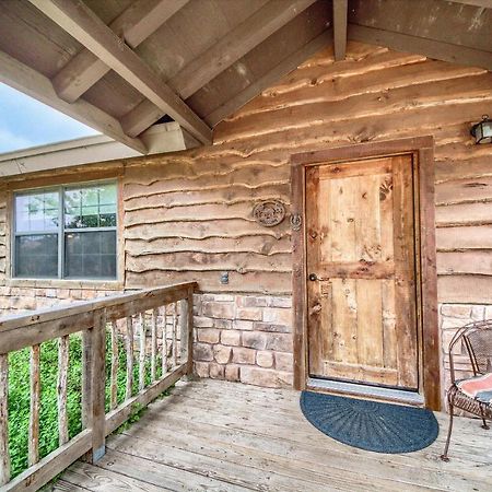 Villa Cedar Bliss Cabin Fredericksburg Exterior foto