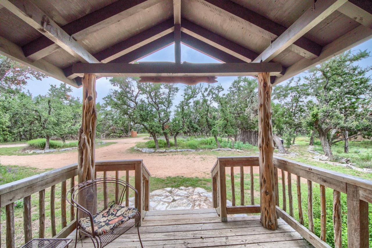 Villa Cedar Bliss Cabin Fredericksburg Exterior foto